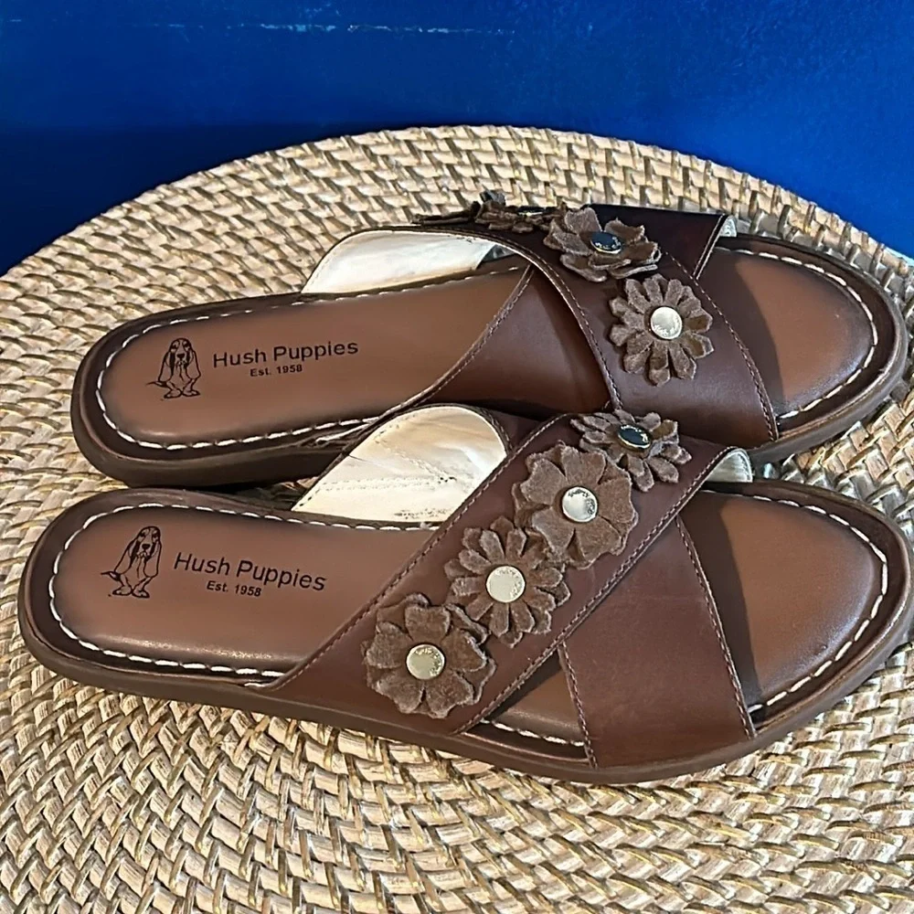 NWOT Women’s Hush Puppies Olive Xband Leather Slide Sandals Size 8